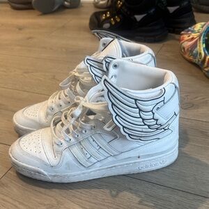 Adidas White Wing Sneakers